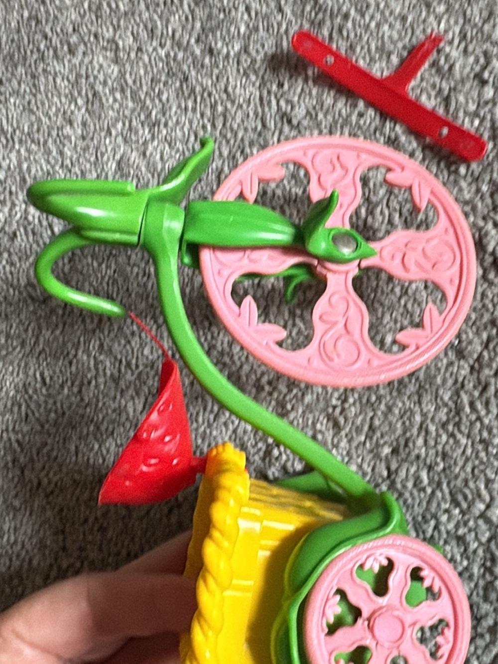 Green and Pink Toy Chariot Playset - Kids Dolls Accessory